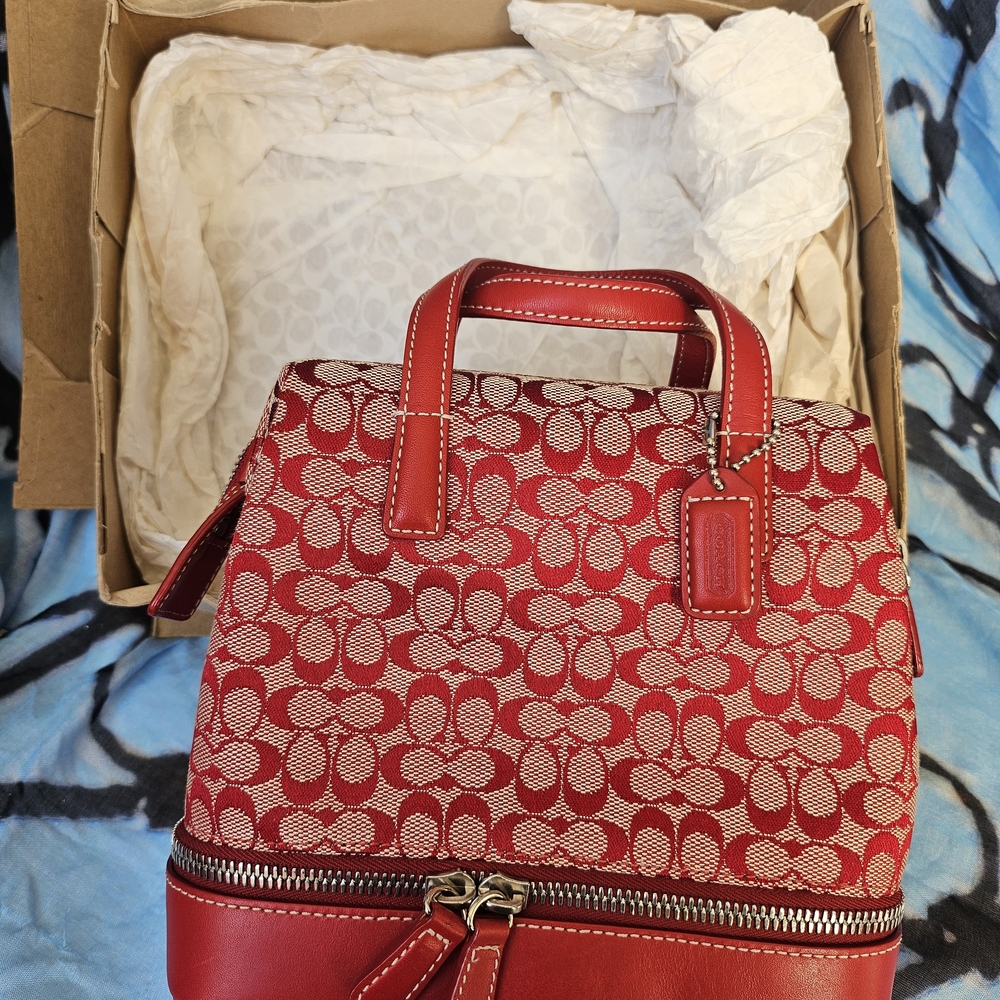EUC Coach Red&Cream Signature Mini Satchel - Picture 12 of 15